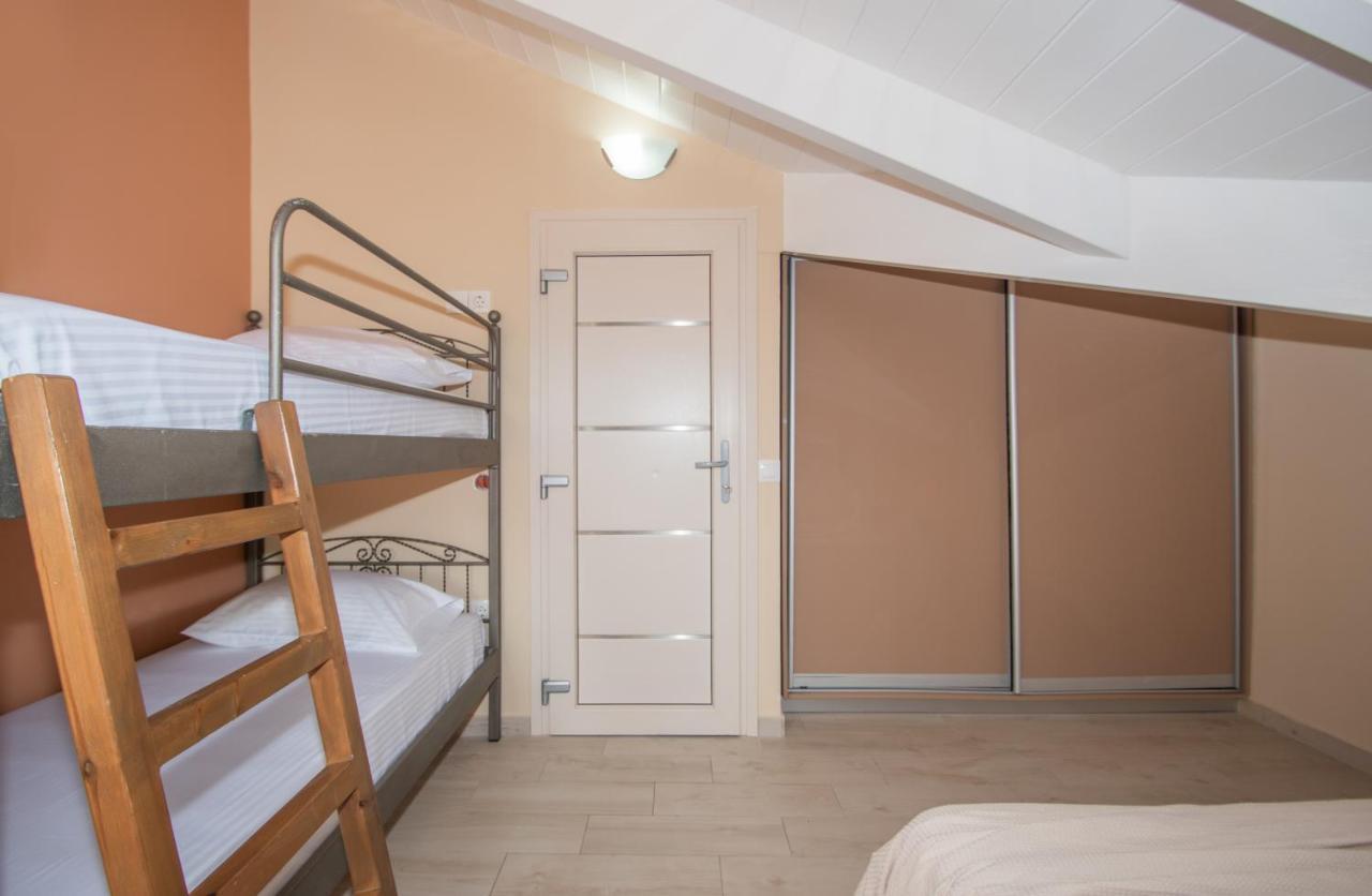 Gold Olive Suites Alykanas  Zewnętrze zdjęcie
